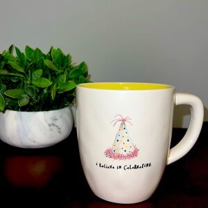 Rae Dunn Artisan Collection Mug!!